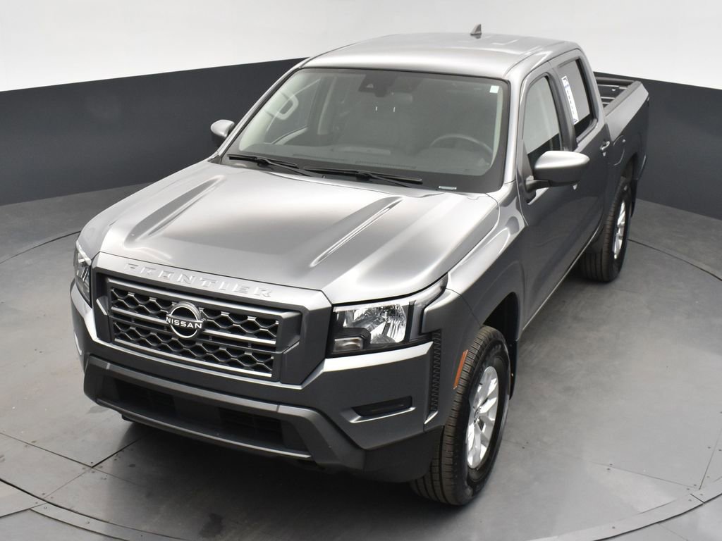 Used 2024 Nissan Frontier SV image 25