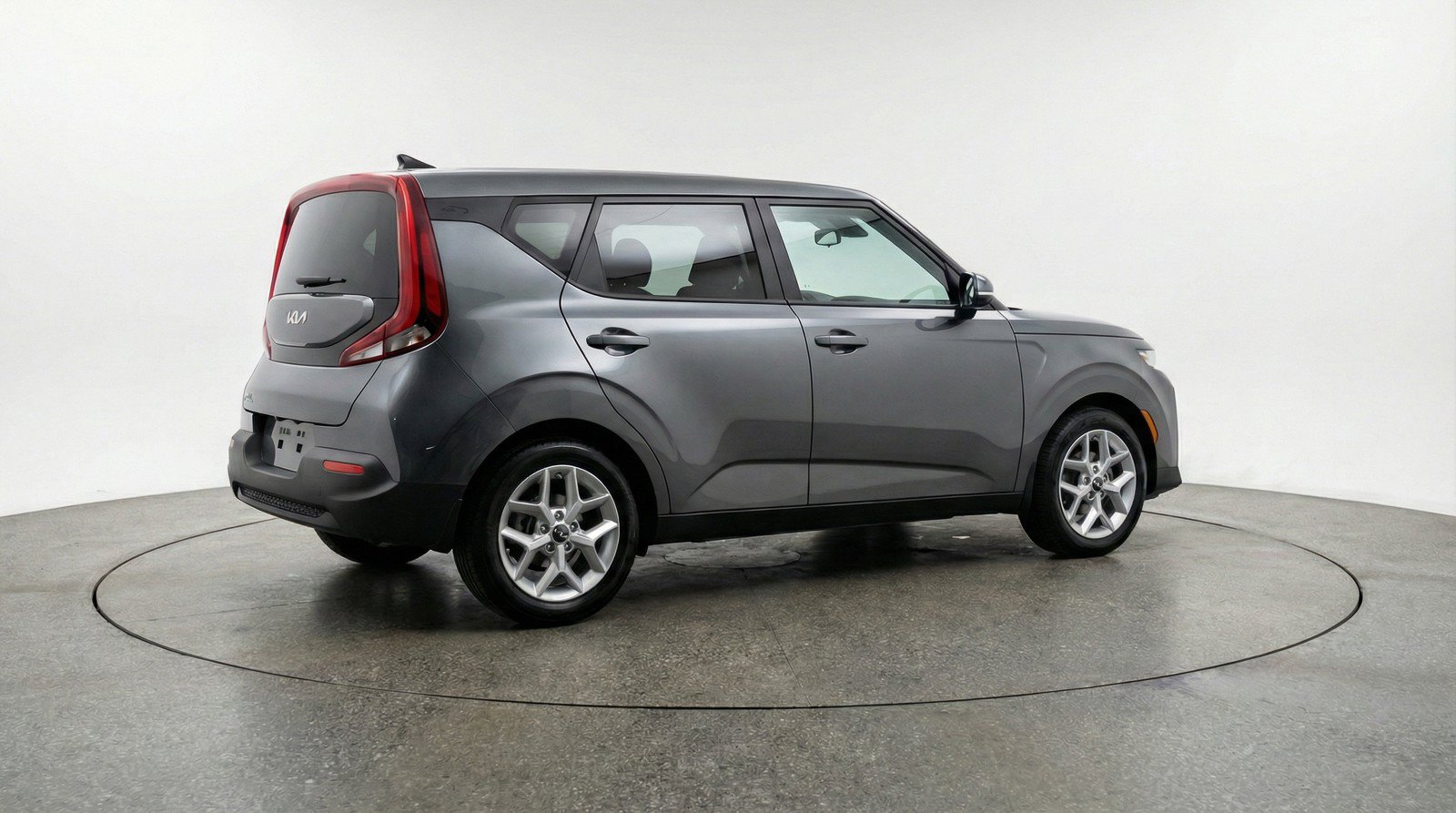 Used 2025 Kia Soul LX w/ LX Technology Package FWD image 9