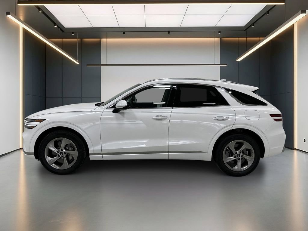 Certified 2026 Genesis GV70 2.5T AWD/4WD image 2