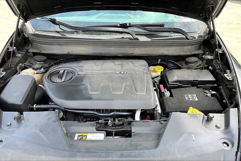 Used 2016 Jeep Cherokee Trailhawk w/ Comfort/Convenience Group image 30