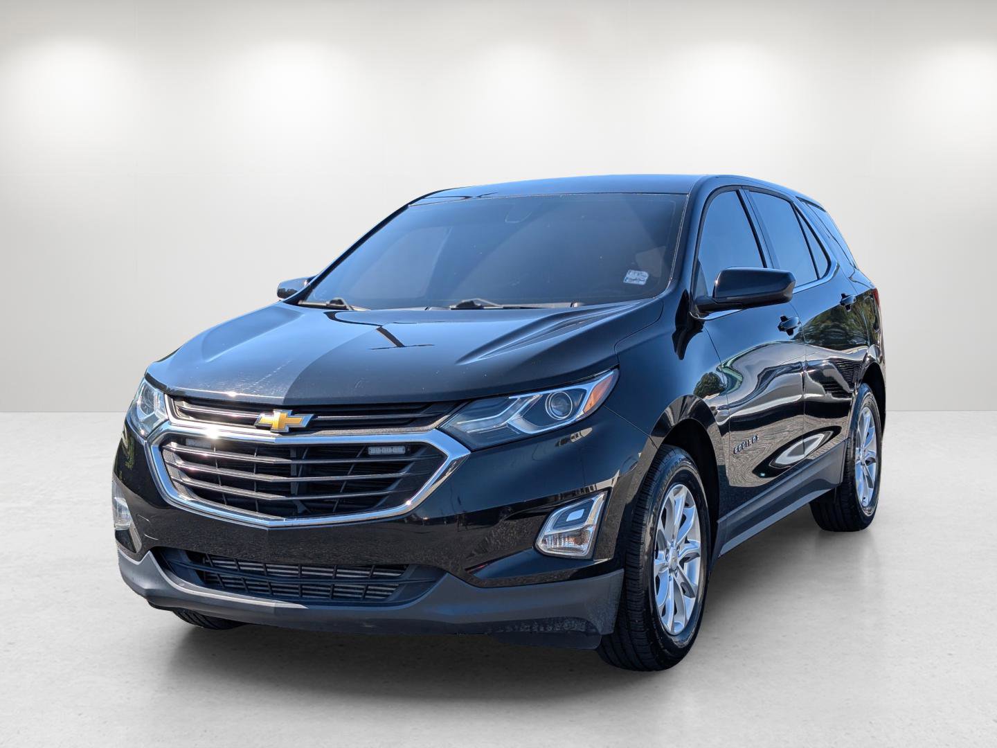 Used 2018 Chevrolet Equinox LT image 1