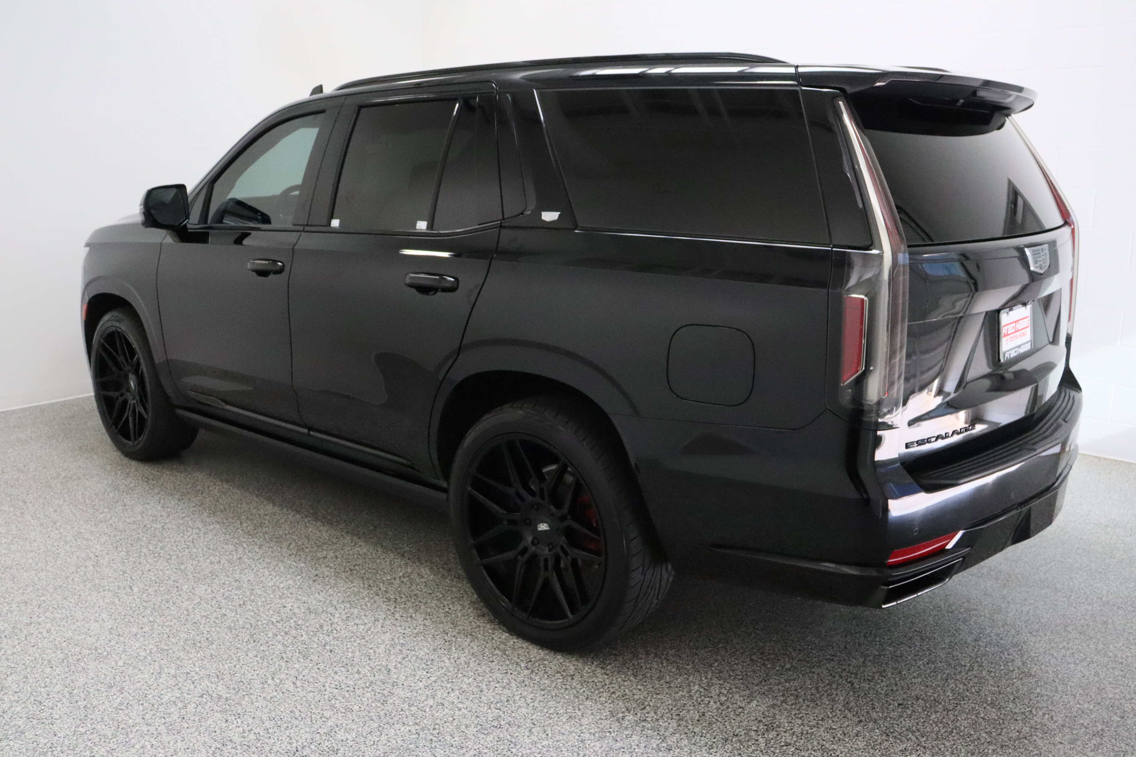 Used 2021 Cadillac Escalade Sport Platinum w/ Heavy-Duty Trailer Package image 9