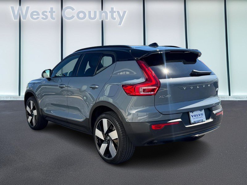 Certified 2023 Volvo XC40 Recharge Ultimate w/ Protection Package Premier AWD/4WD image 7