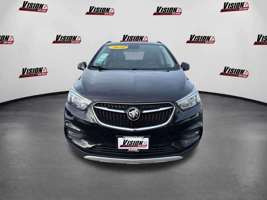 Used 2020 Buick Encore Sport Touring image 2