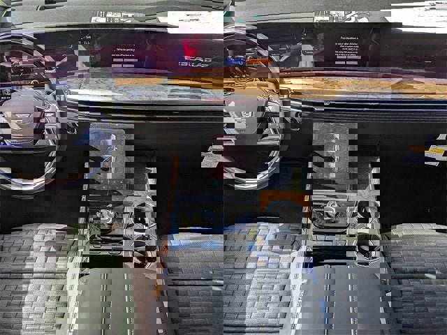 New 2025 Cadillac Escalade Sport Platinum w/ LPO, ONYX Package image 16