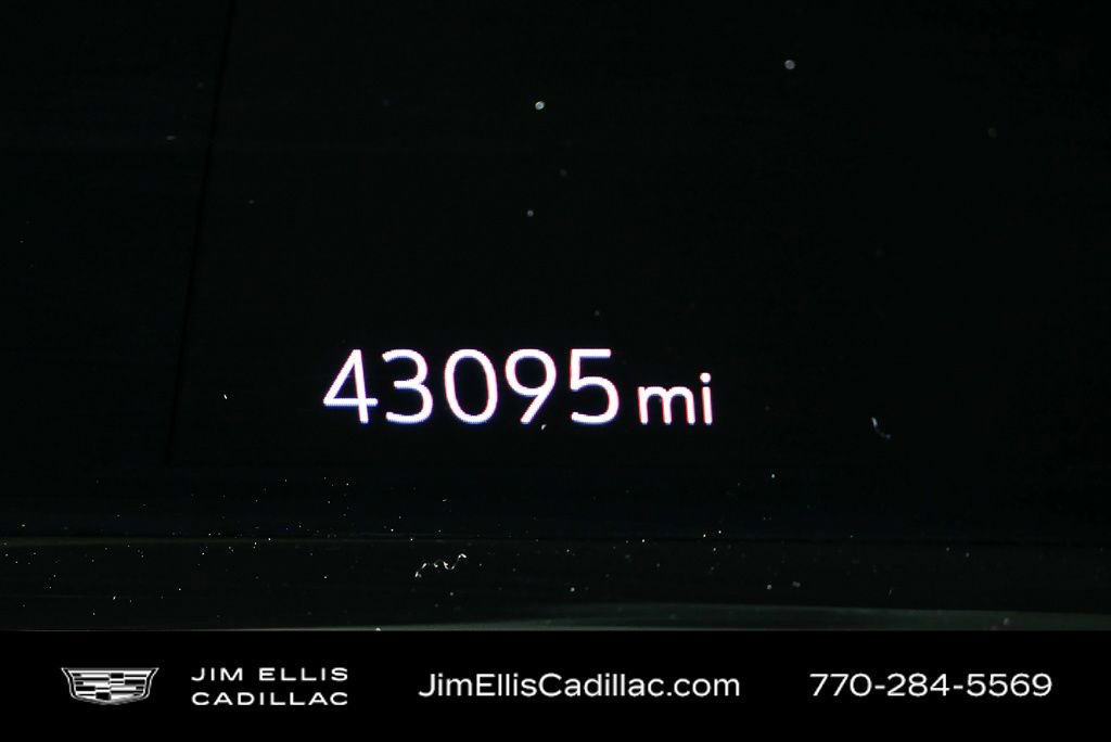 Used 2021 Cadillac Escalade Sport w/ Driver Assist Tech Package image 10