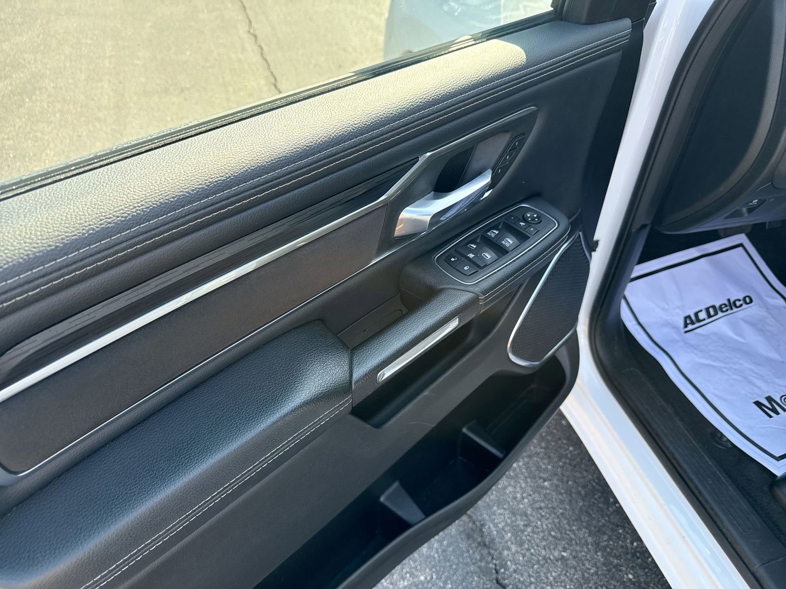 Used 2024 RAM 1500 Laramie image 21