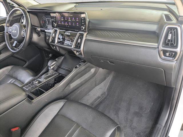 Used 2023 Kia Sorento S w/ Panoramic Sunroof Package FWD image 25