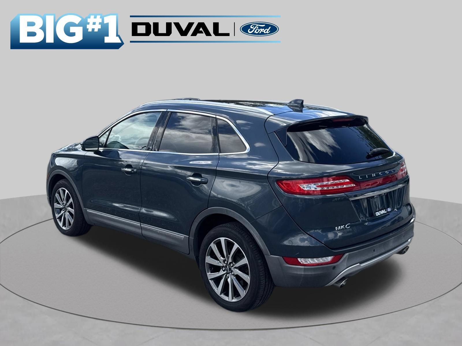 Used 2019 Lincoln MKC Reserve FWD image 4