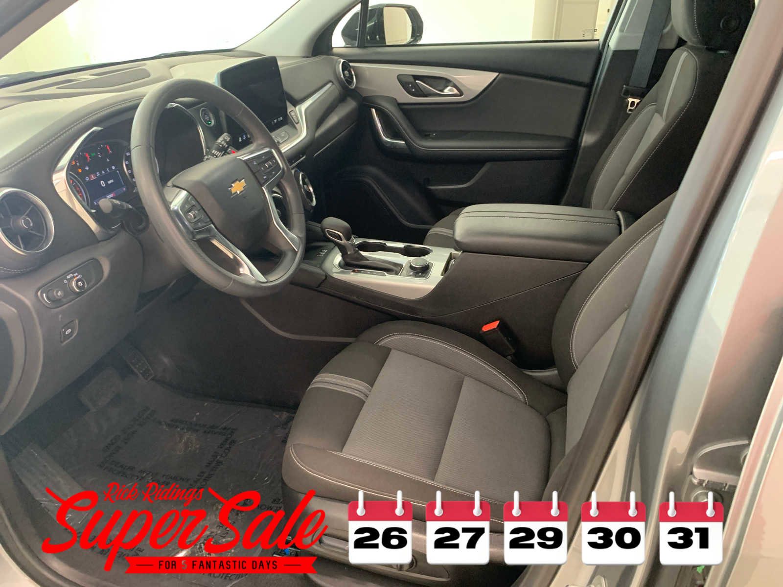 Used 2024 Chevrolet Blazer LT w/ Convenience Package image 14