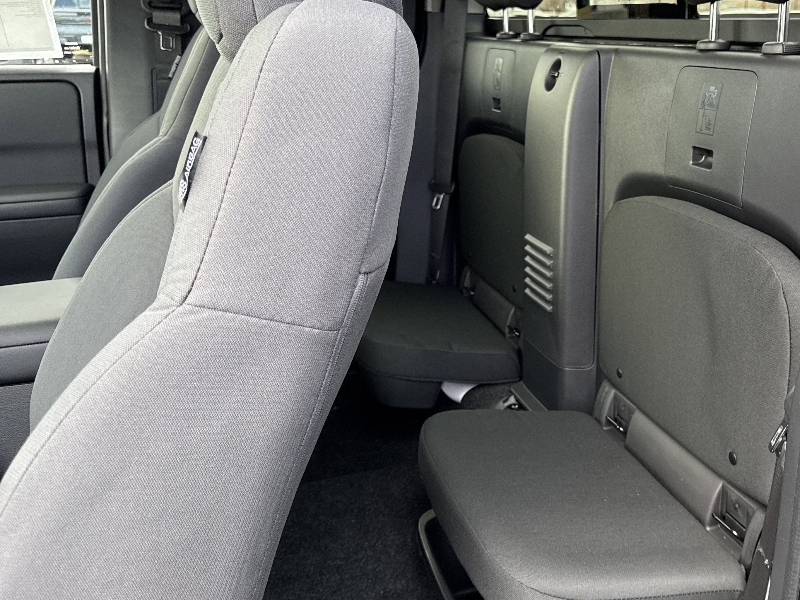 New 2026 Nissan Frontier S image 13