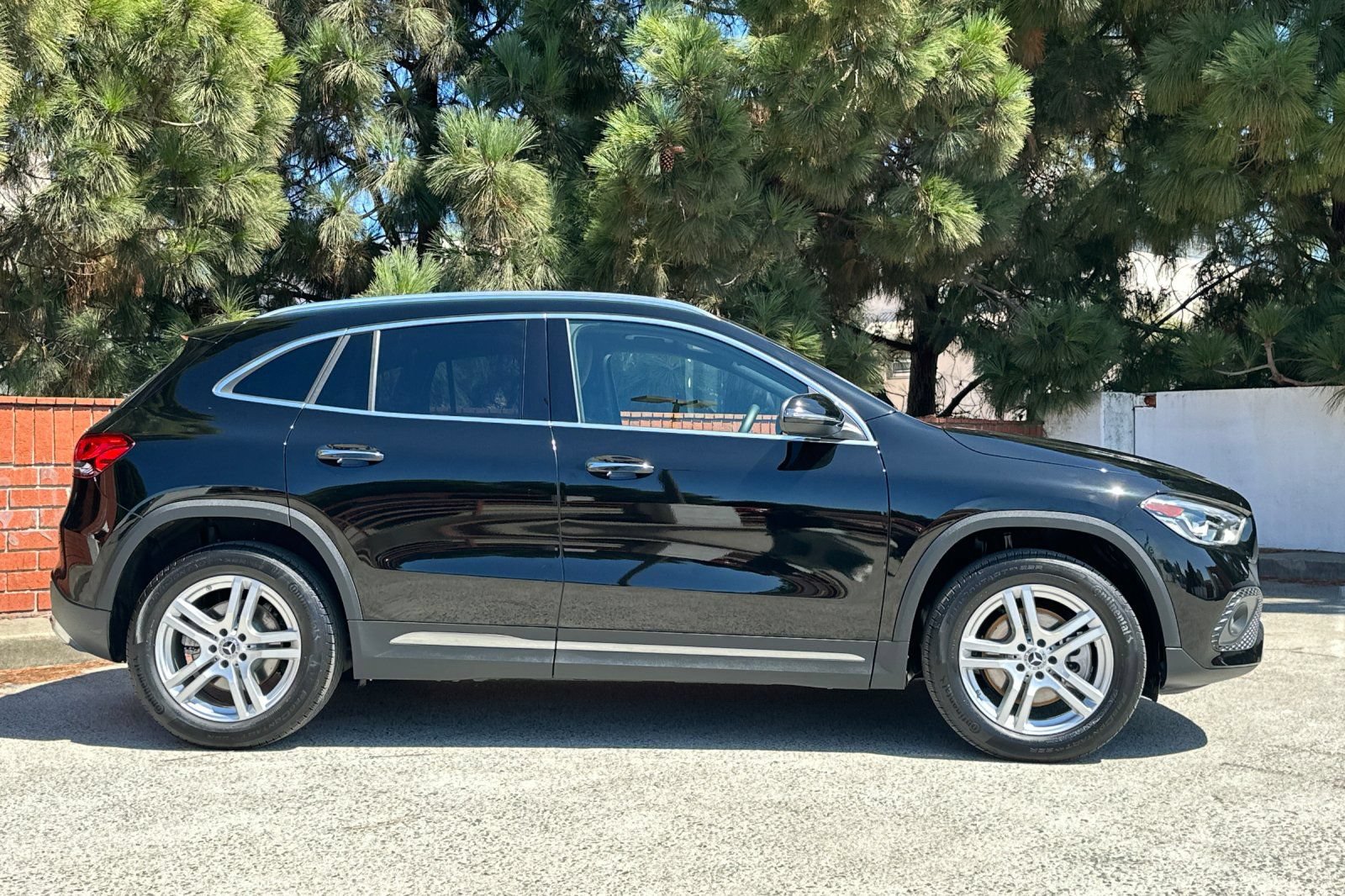 Used 2023 Mercedes-Benz GLA 250 4MATIC image 3
