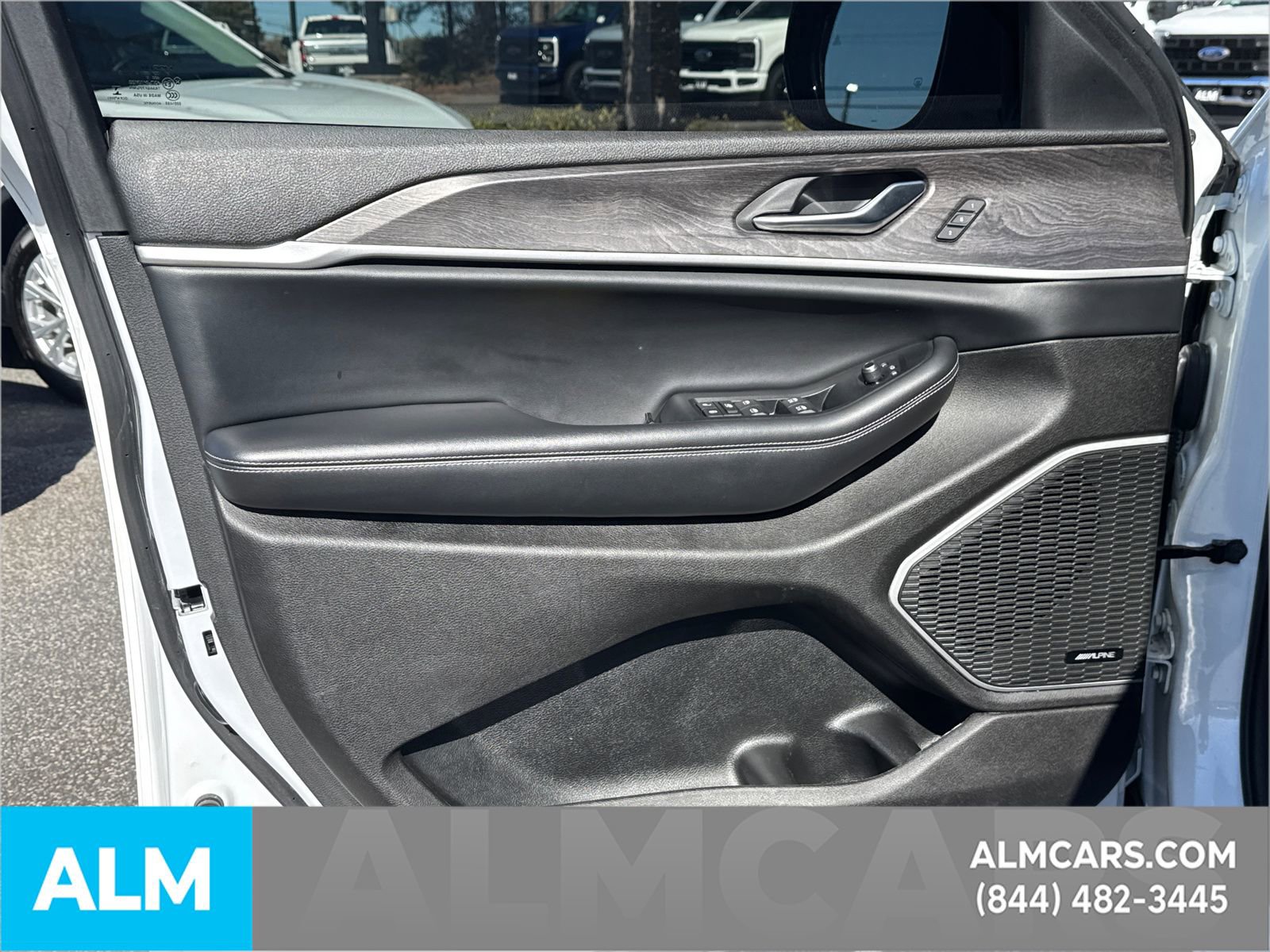 Used 2022 Jeep Grand Cherokee L Limited image 12