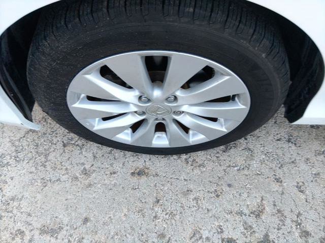 Used 2015 Honda Accord EX-L image 12