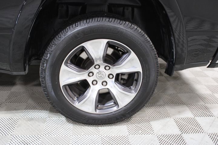 Used 2019 RAM 1500 Laramie image 41