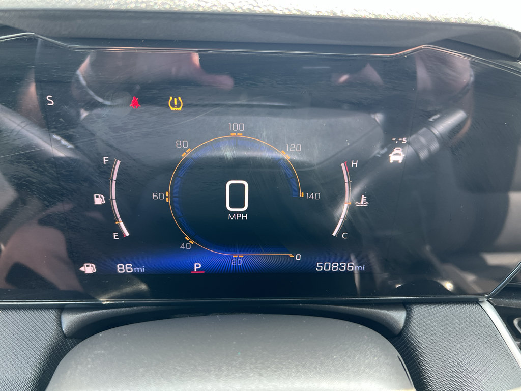 Used 2024 Chevrolet TrailBlazer LT w/ LT Cold Weather Package FWD image 13