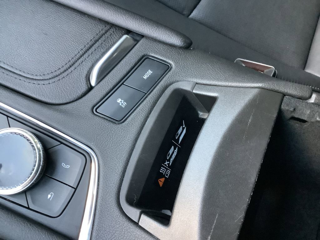 Used 2023 Cadillac XT6 Premium Luxury image 27