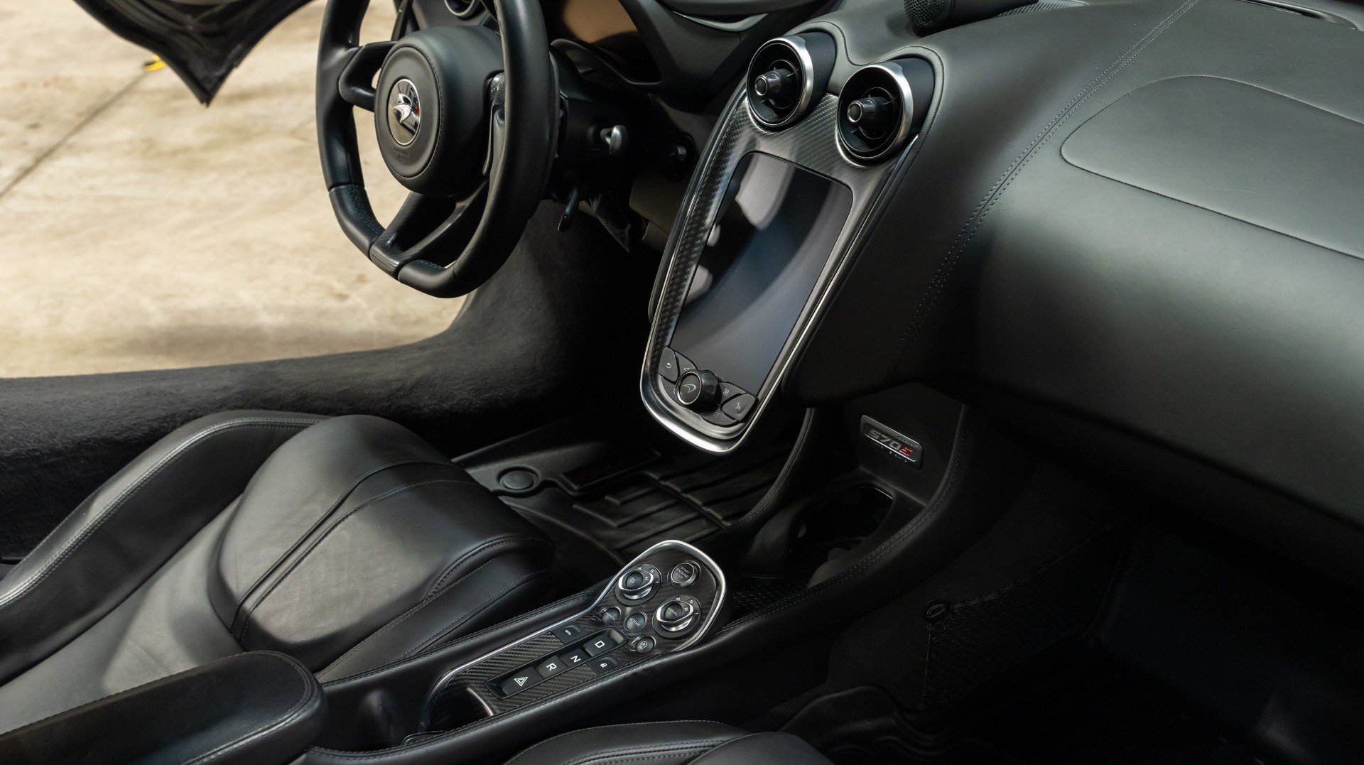 Used 2019 McLaren 570S Coupe RWD image 51