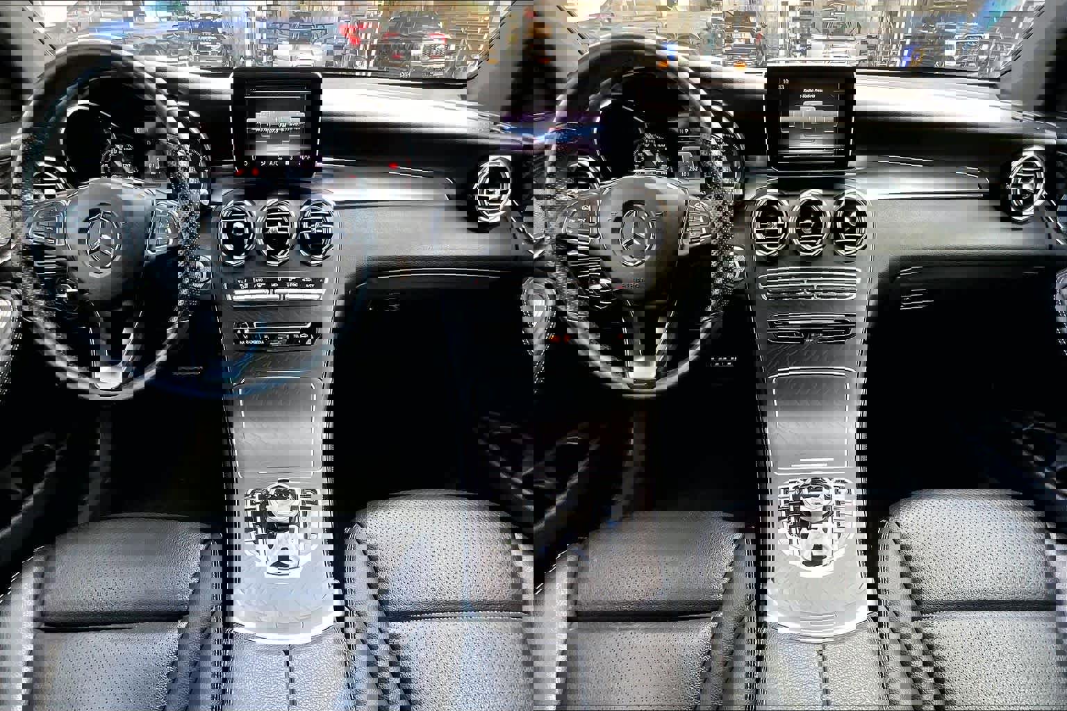 Used 2018 Mercedes-Benz GLC 300 4MATIC Coupe image 16