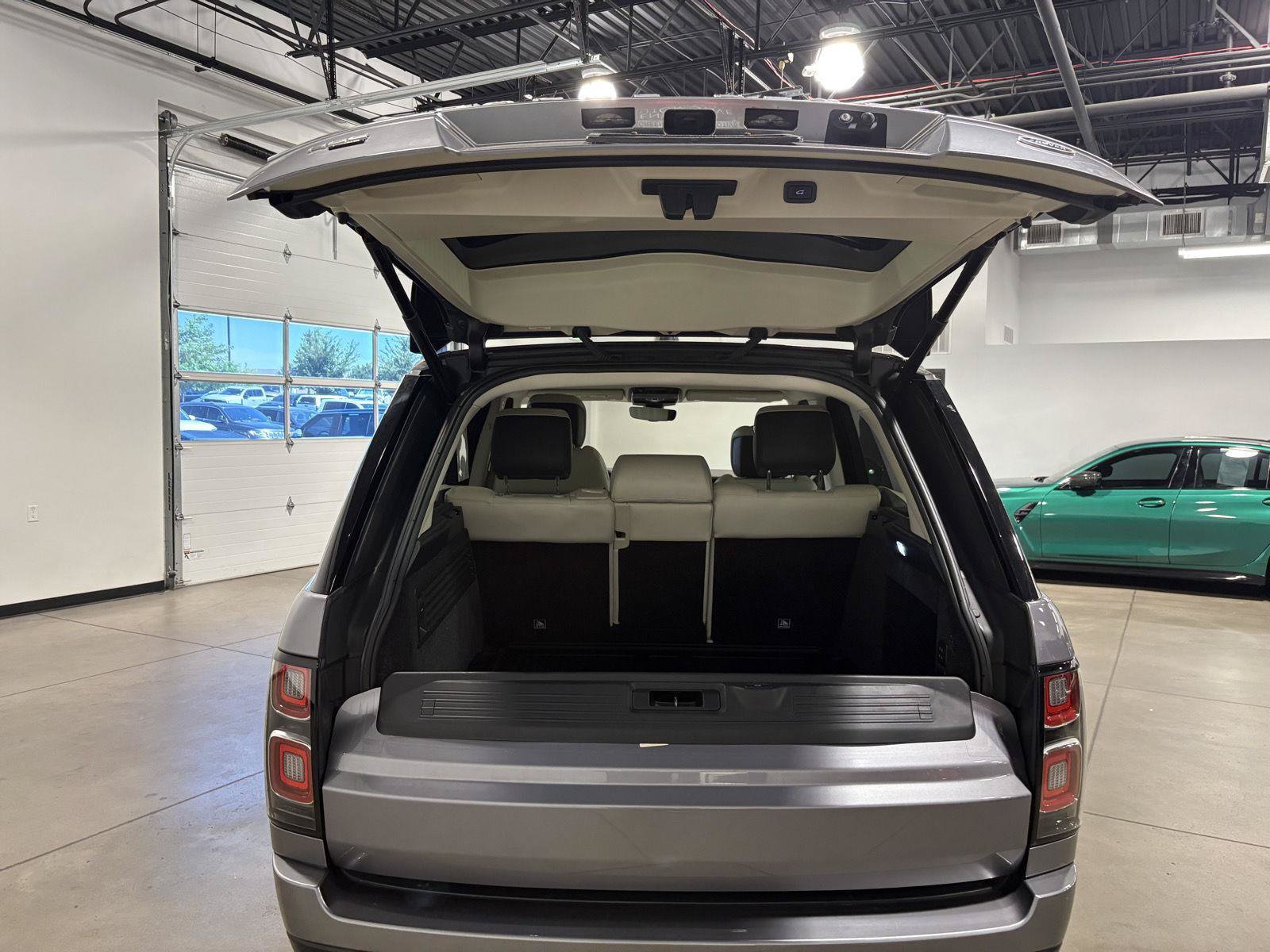 Used 2020 Land Rover Range Rover HSE AWD/4WD image 35
