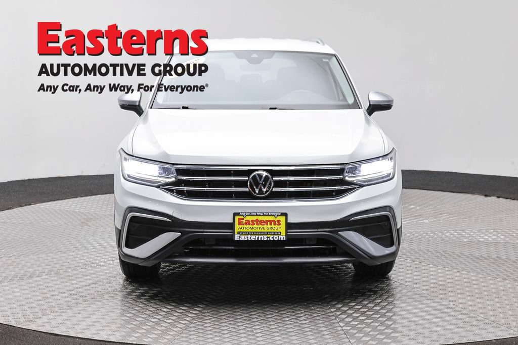 Used 2024 Volkswagen Tiguan Wolfsburg Edition FWD image 3