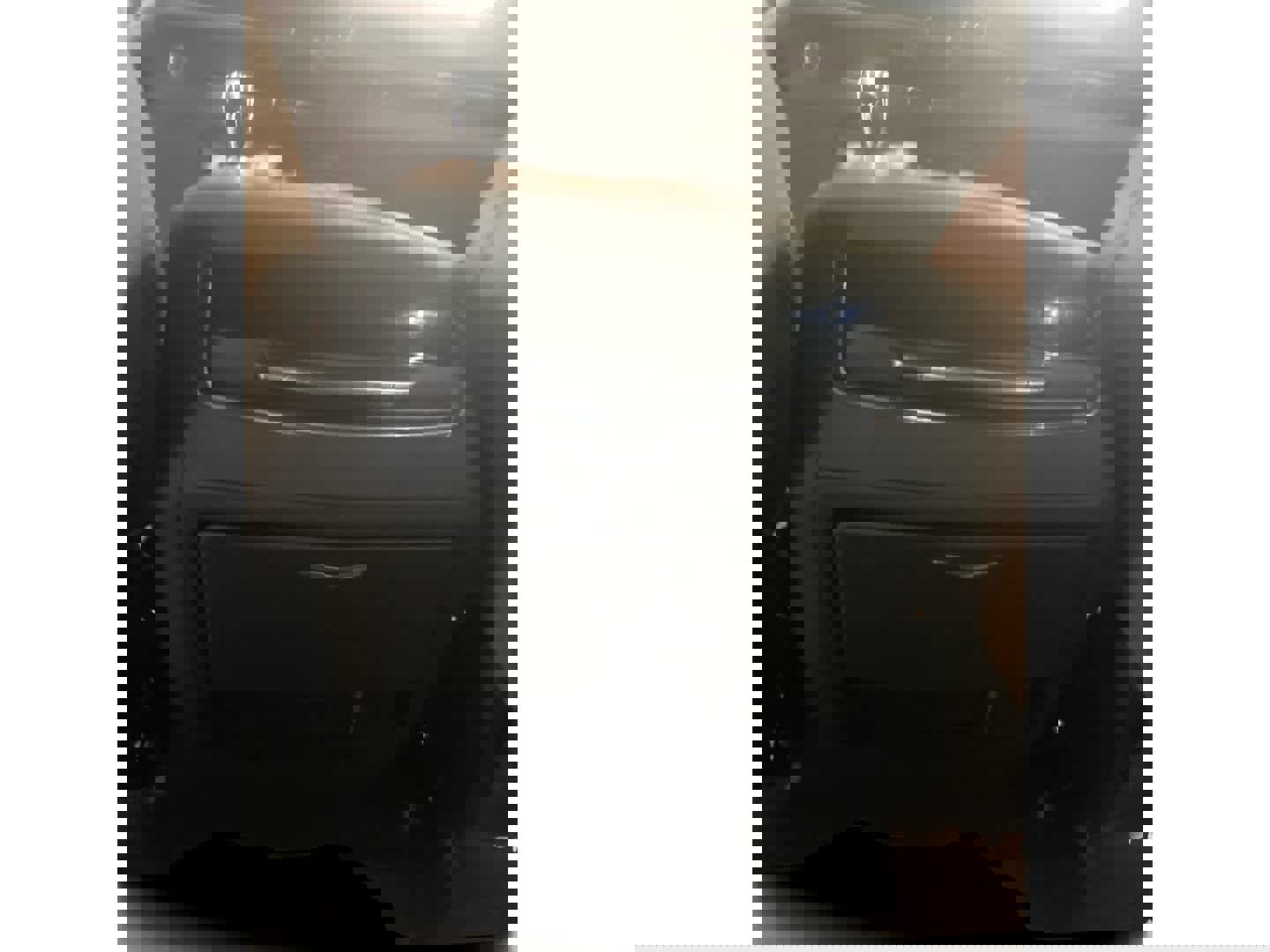 Used 2023 Cadillac Escalade Premium Luxury image 15