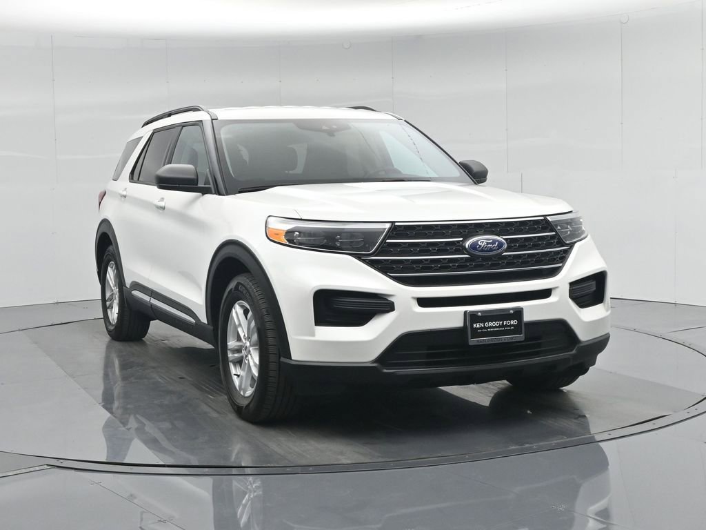 Certified 2023 Ford Explorer XLT image 60