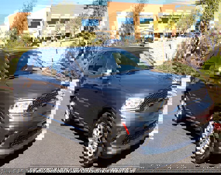 Used 2021 Dodge Durango SXT image 1