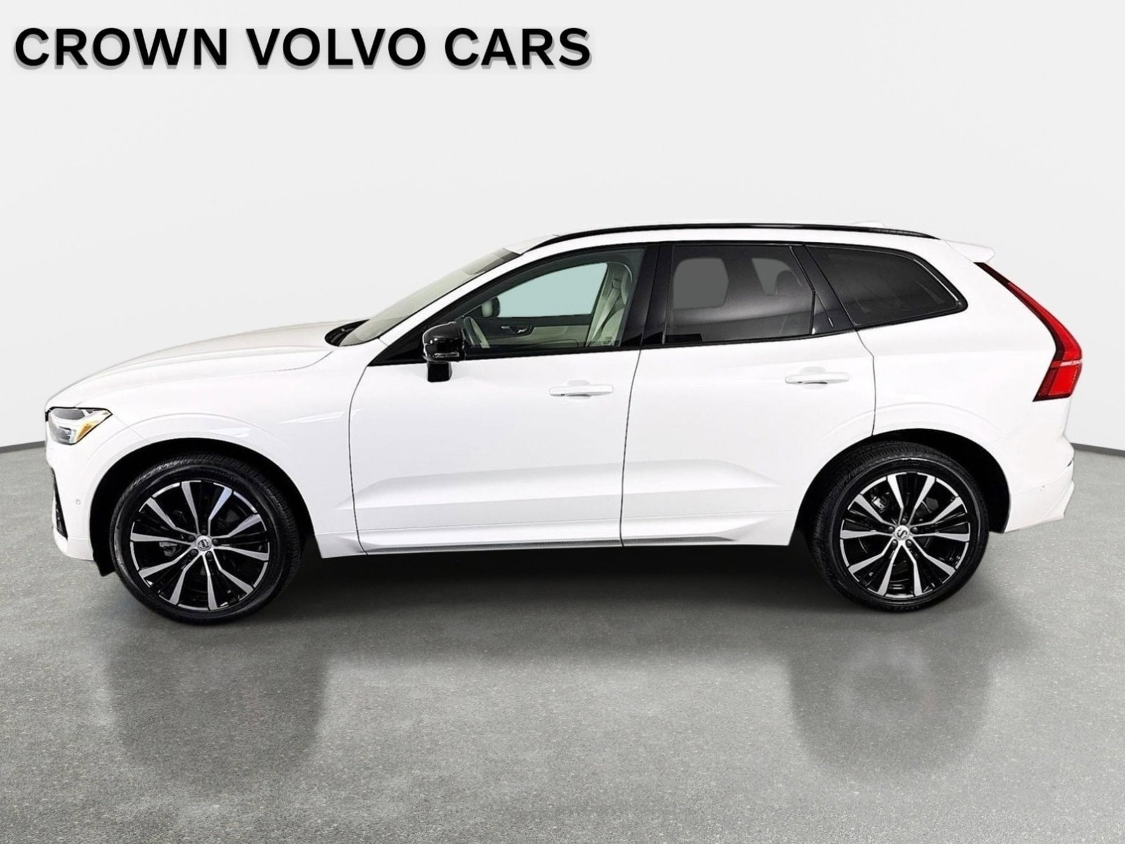 Used 2024 Volvo XC60 B5 Ultimate AWD/4WD image 8