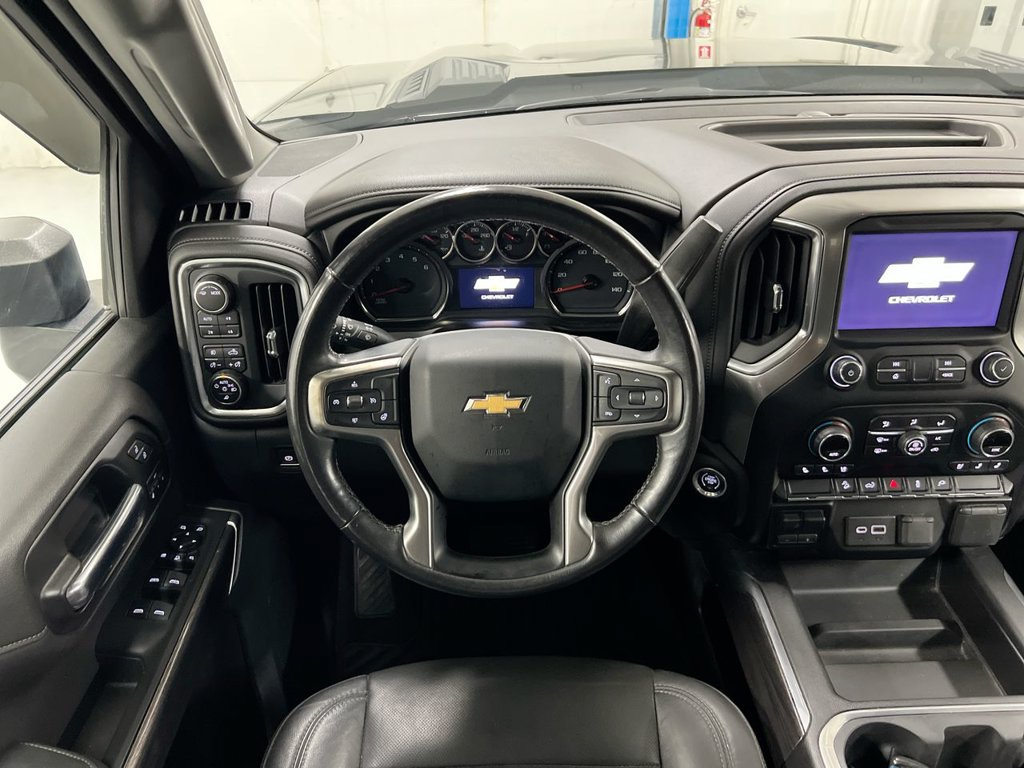 Used 2020 Chevrolet Silverado 2500 LTZ w/ LTZ Convenience Package AWD/4WD image 11