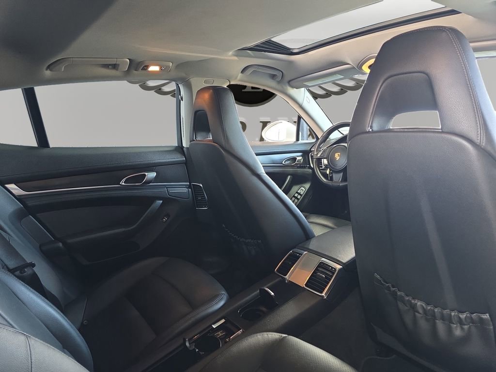 Used 2014 Porsche Panamera image 20