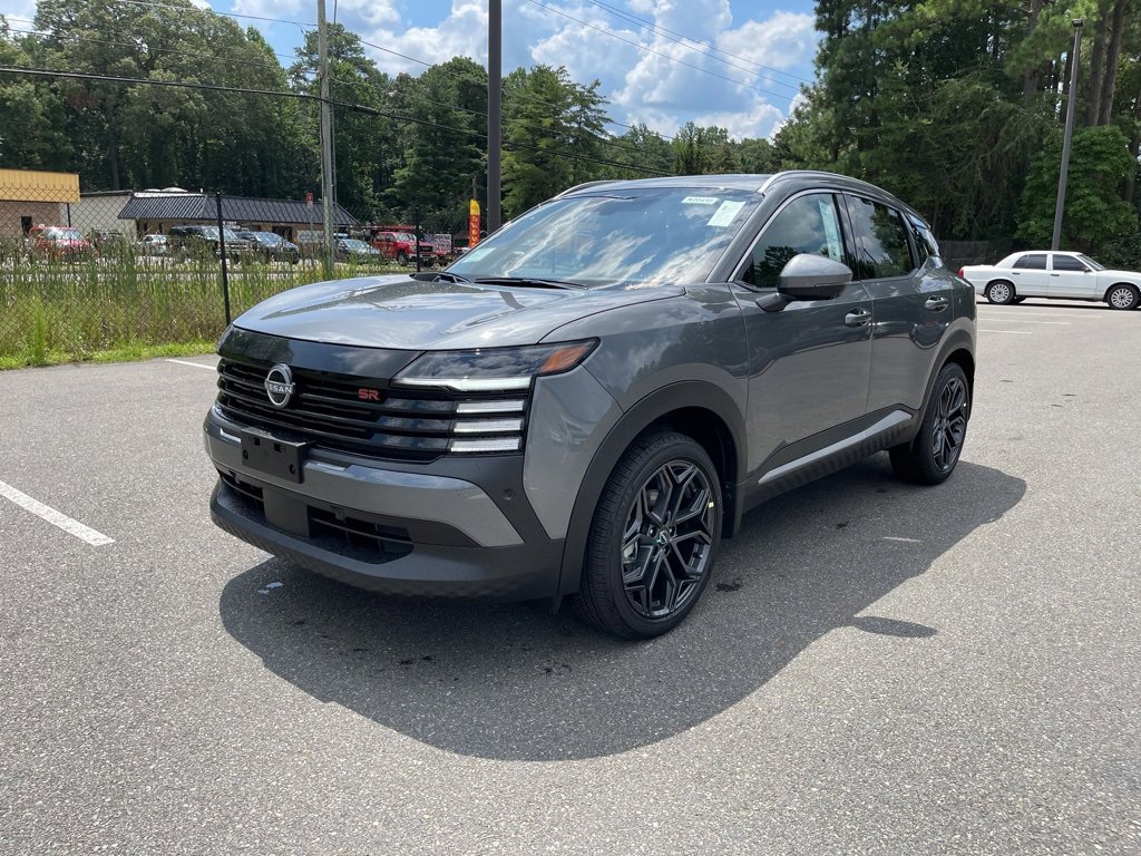 New 2025 Nissan Kicks SR w/ SR Premium Package image 2