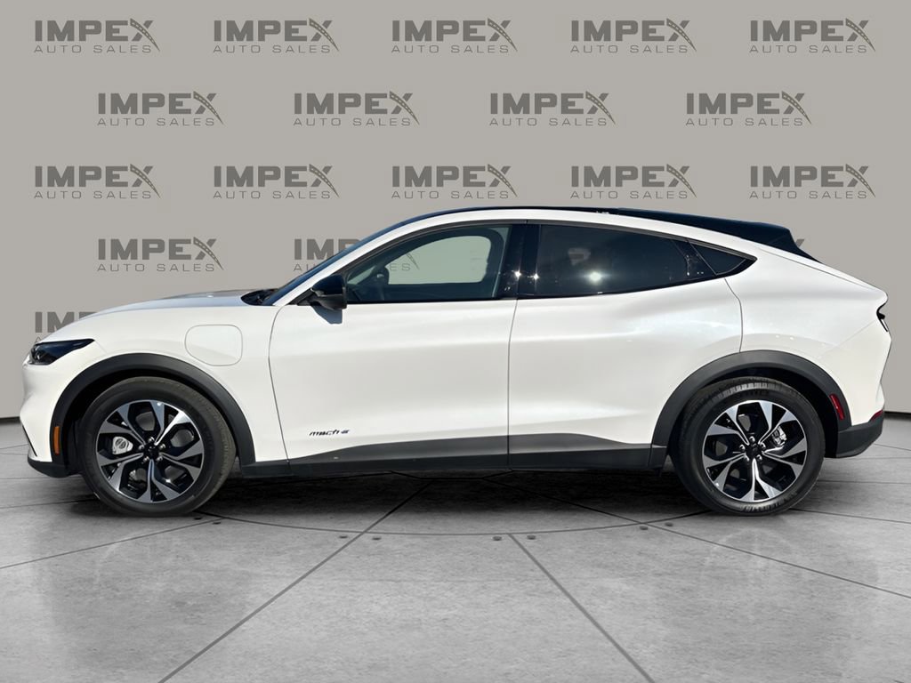 Used 2025 Ford Mustang Mach-E Select w/ Comfort Package Lite image 2