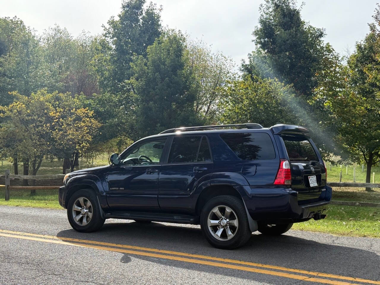 Used 2007 Toyota 4Runner Limited image 98