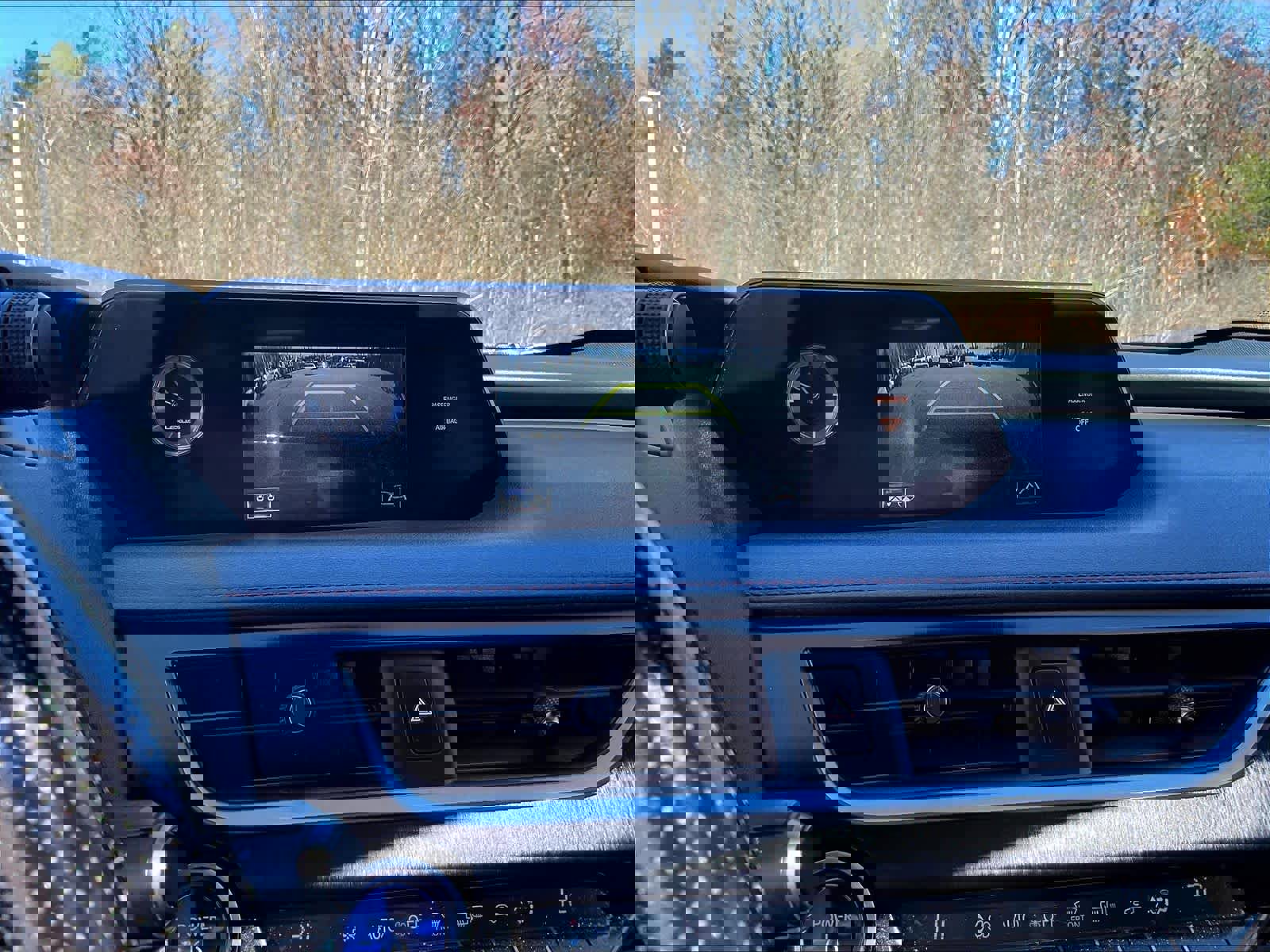 Used 2019 Lexus UX 250h F Sport w/ F Sport Premium Package image 19