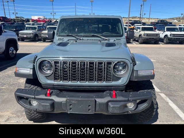 Used 2025 Jeep Gladiator Rubicon AWD/4WD image 10