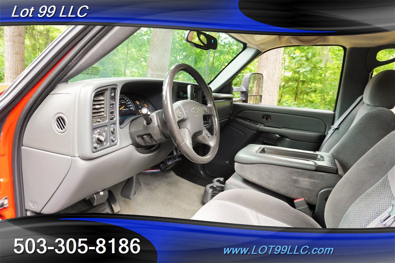 Used 2007 Chevrolet Silverado 2500 LT w/ Onstar Plus Package AWD/4WD image 13