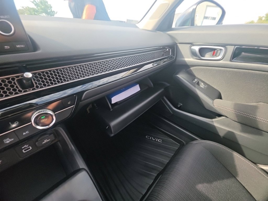 Used 2024 Honda Civic EX image 21