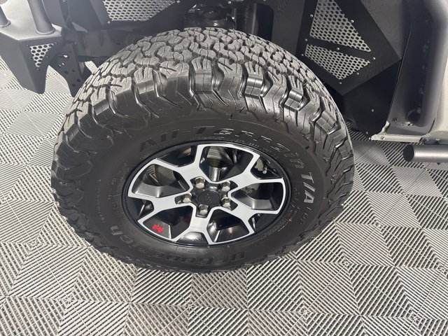 Used 2022 Jeep Wrangler Unlimited Rubicon w/ Cold Weather Group image 10