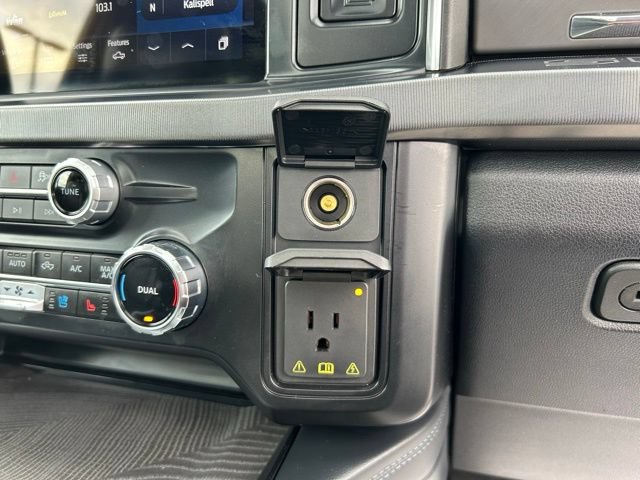 Used 2025 Ford F350 Platinum AWD/4WD image 44
