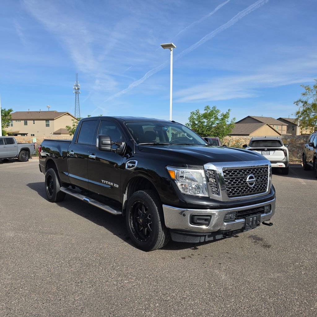 Used 2018 Nissan Titan SV w/ SV Convenience Package
