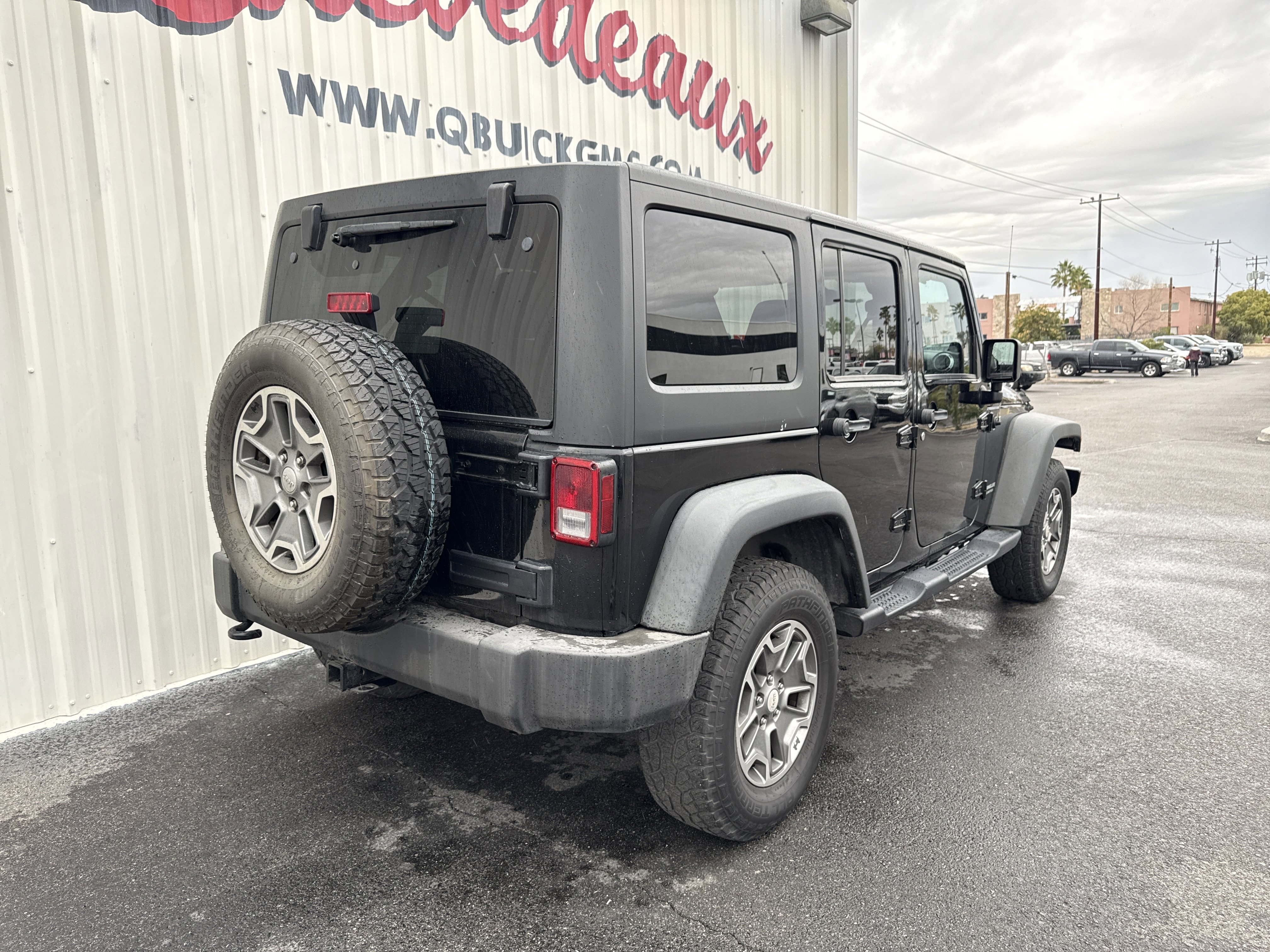 Used 2014 Jeep Wrangler Unlimited Rubicon w/ Connectivity Group image 29