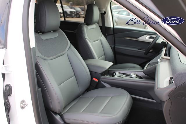New 2026 Ford Explorer Active w/ Active Comfort Package image 7