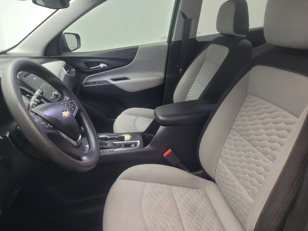 Used 2020 Chevrolet Equinox LS w/ LS Convenience Package FWD image 17