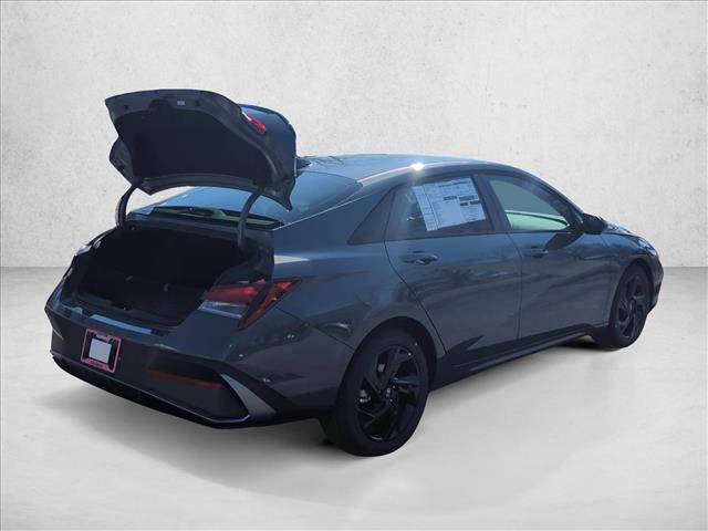 New 2026 Hyundai Elantra Sport image 2