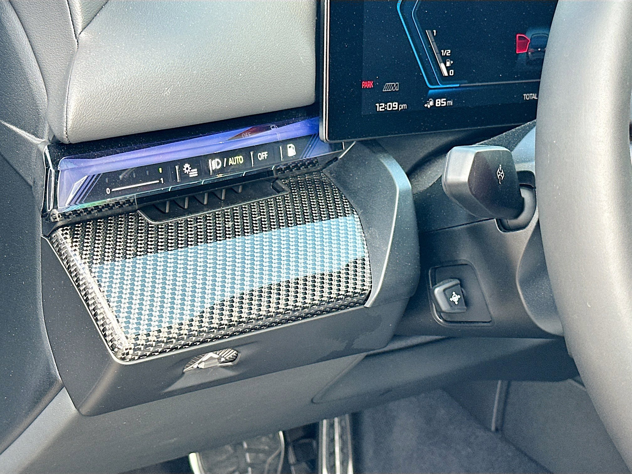 Used 2026 BMW M5 w/ Executive Package image 8