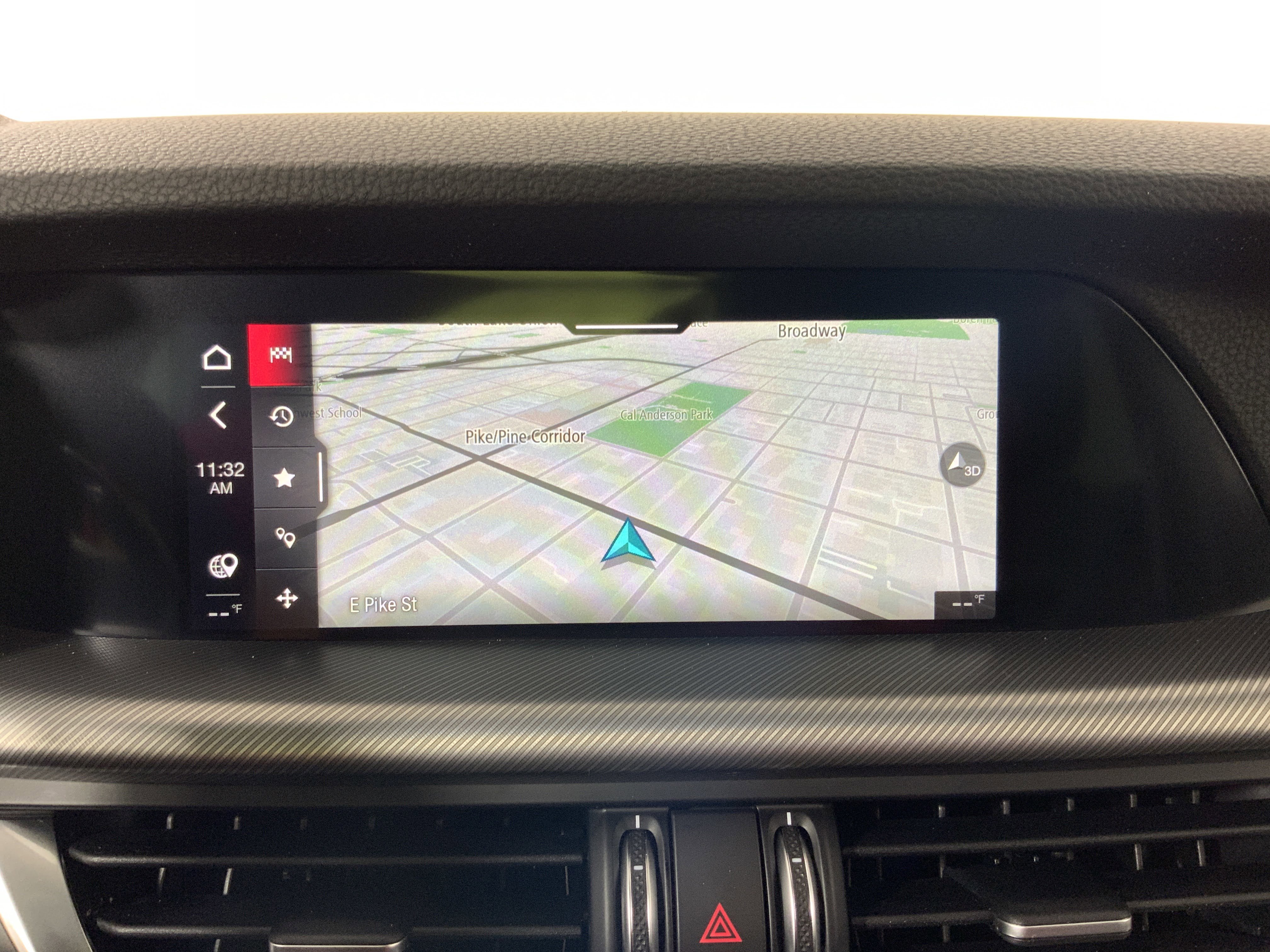 New 2025 Alfa Romeo Stelvio Sprint w/ Convenience Package image 21