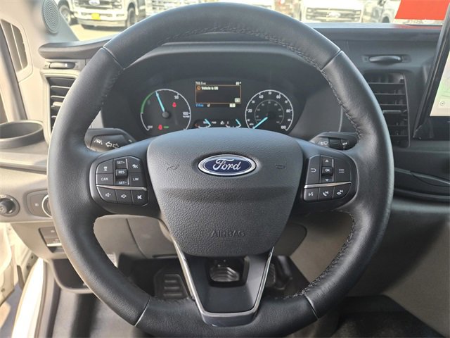 Used 2022 Ford E-Transit Medium Roof w/ Load Area Protection Package image 26
