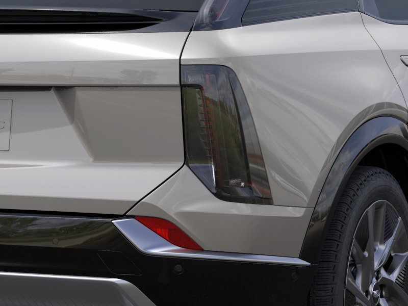 New 2027 Cadillac Optiq Luxury w/ LPO, Floor Liner Package AWD/4WD image 11