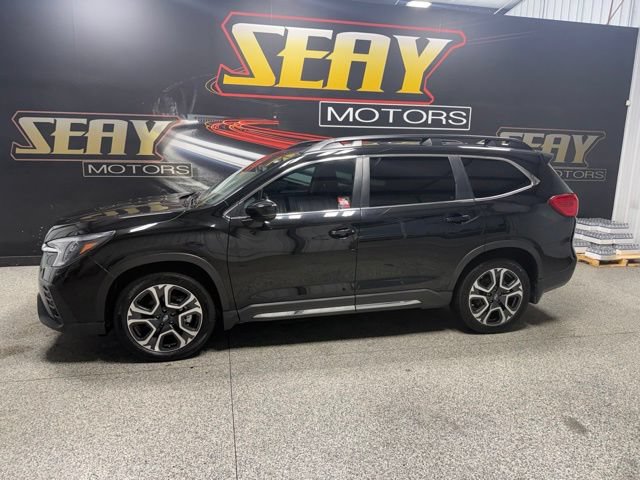 Used 2024 Subaru Ascent Limited AWD/4WD image 3